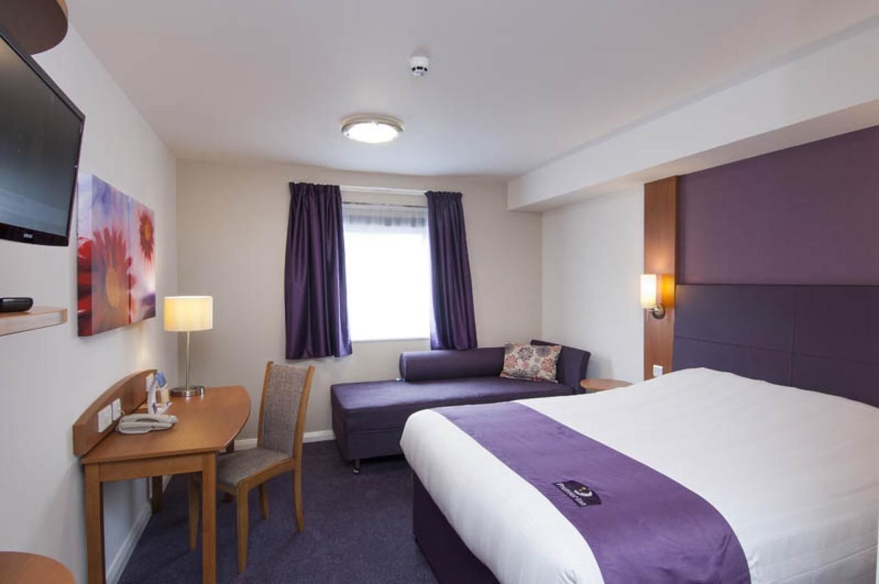 Отель Premier Inn Dublin Airport Сордс-25